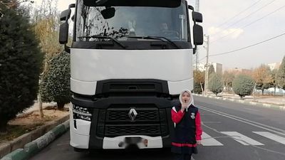 از دورترین نقاط کشور تا لبخند خانه و  اهمیت کار سخت پدر در روز حمل‌ونقل