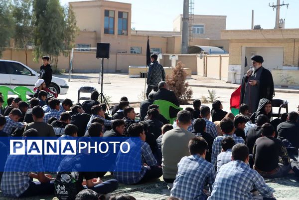 حضور معنوی امام‌جمعه بافق در مراسم سوگواری دبیرستان مناجات