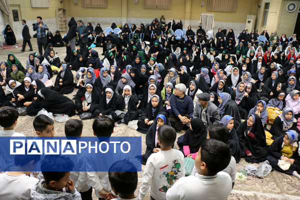 جشن دانش‌آموزی سالروز تولد شهید مهدی هندویان