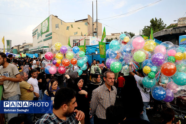 مهمونی ۱۰ کیلومتری غدیر در تهران    
