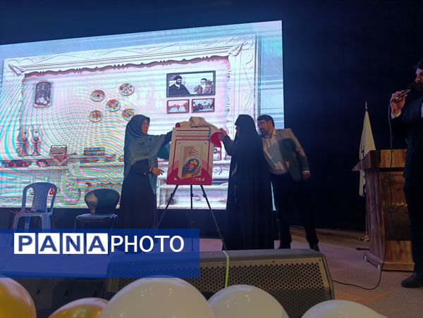 جشن بزرگ روز مادر در سالن همایش صداوسیمای خراسان رضوی 