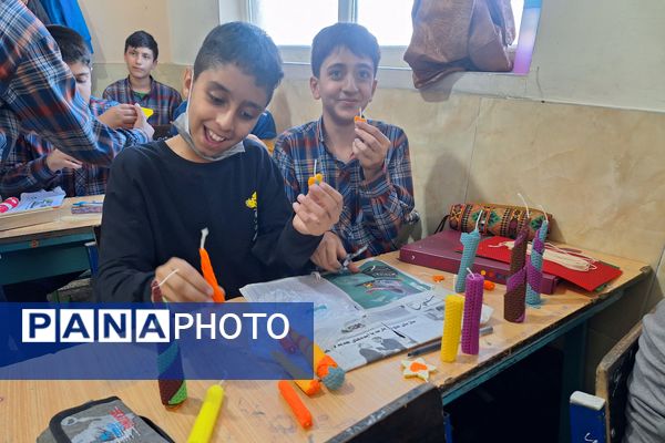ایجاد انگیزه و خلاقیت در دانش‌آموزان با آموزش هنرهای تجسمی 