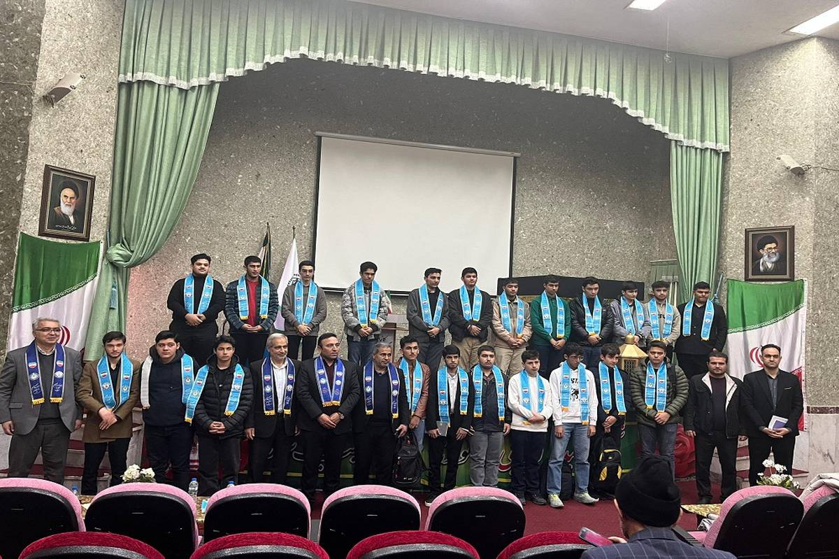 دانش‌آموزان عمره گزار سفیران نظام جمهوری اسلامی ایران هستند