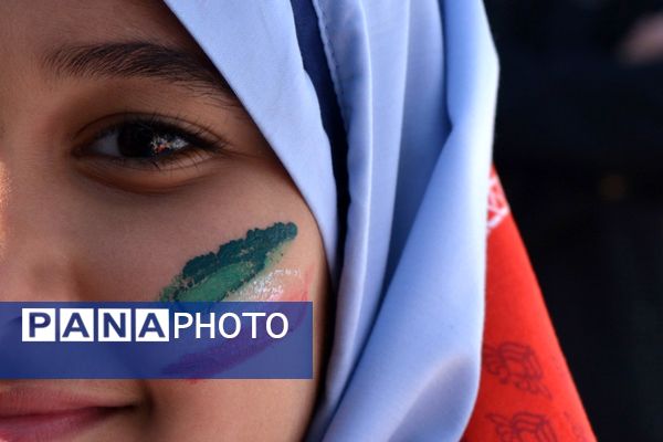 تجلی اقتدار مردم بهارستان در راهپیمایی ۱۳ آبان