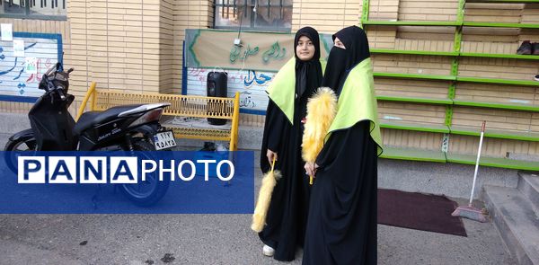 برگزاری موکب گام های عاشقی امام رضا (ع) در دبیرستان نمازی خواه مشهد