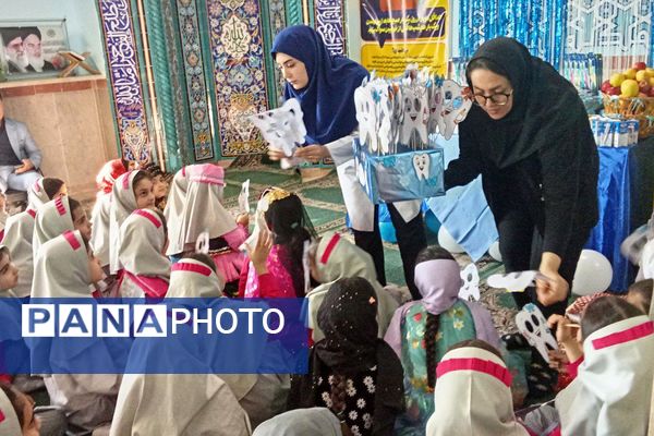  طرح مسواک‌زدن گروهی در دبستان شهدای معلم 