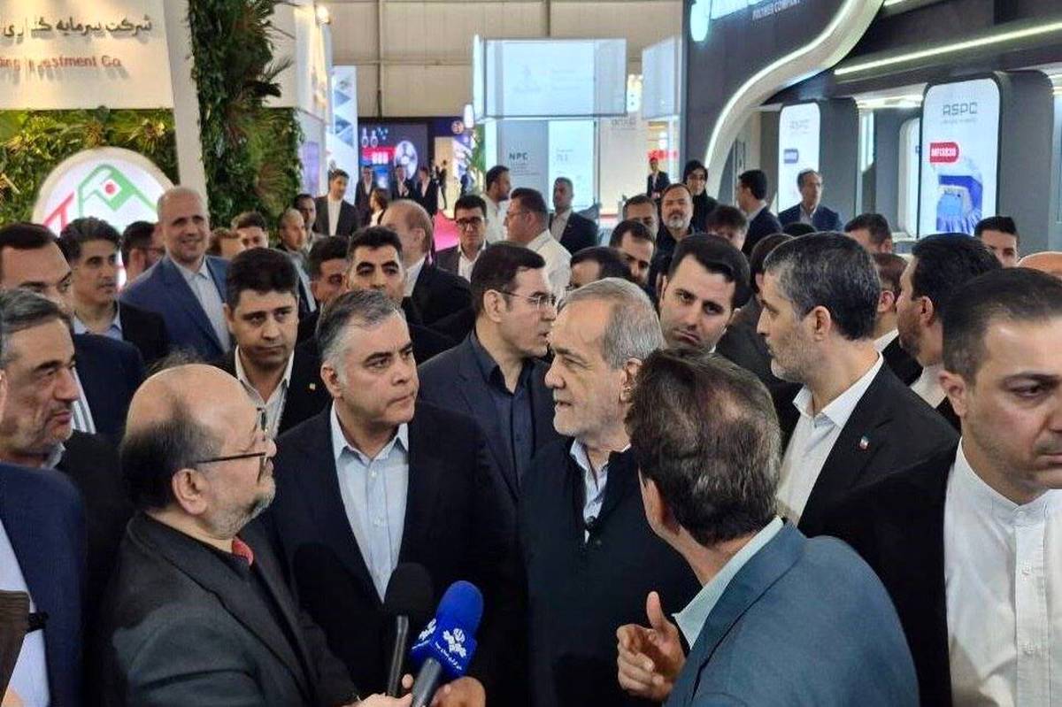 رئیسجمهور از بیستونهمین نمایشگاه نفت بازدید کرد