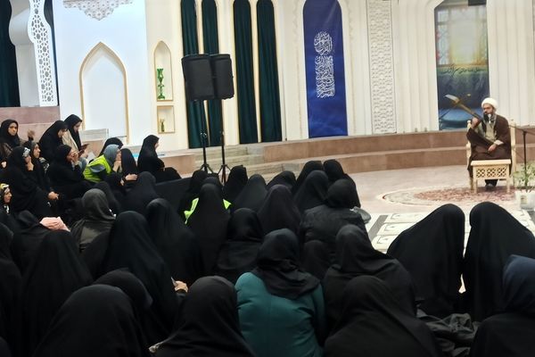 برگزاری نهمین جلسه هیئت دوام ثامن‌الائمه در گلزار شهدای گمنام  