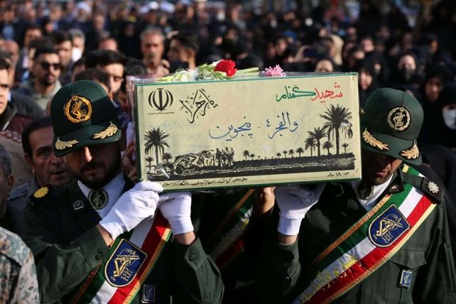 مراسم تشییع و تدوین شهید گمنام در اسلام آبادغرب