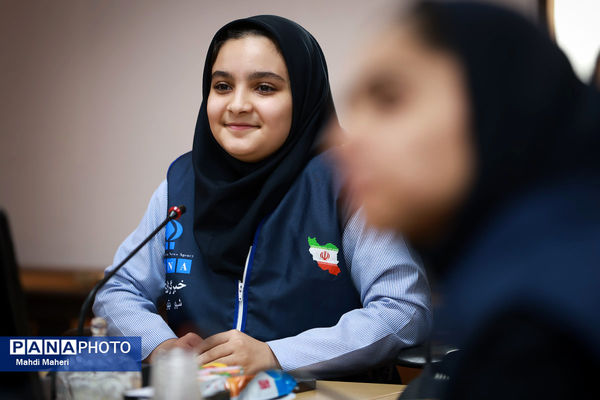 نشست صمیمی معاون آموزش متوسطه وزارت آموزش و پرورش با دانش‌آموز خبرنگاران خبرگزاری پانا