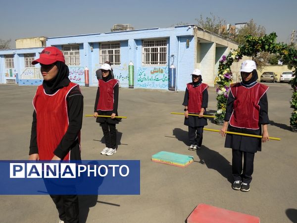 گرامیداشت روز عصای سفیدو هفته پارالمپیک در مدرسه استثنایی «پویا» کرج
