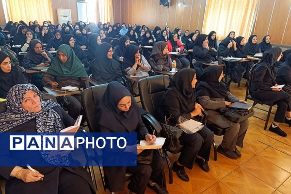 توانمندسازی مربیان؛ سرمایه‌گذاری برای آینده کودکان