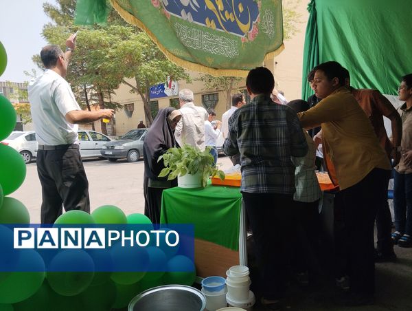 موکب دبیرستان ناصر در آموزش  و پرورش ناحیه ۷