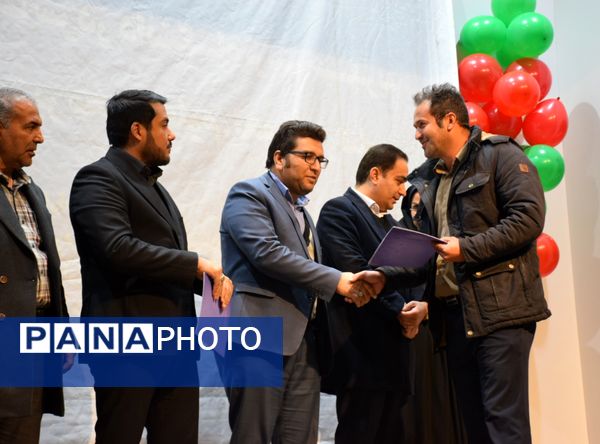 همایش هم‌افزایی دهیاران و شوراهای اسلامی روستاها