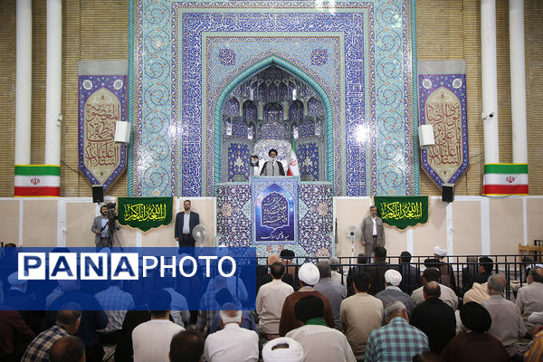 اقامه نماز عید سعید قربان در مصلای قدس قم