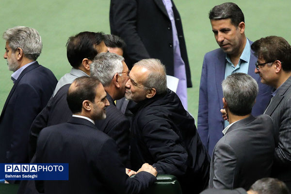 تقدیم لایحه بودجه سال ۱۴۰۵ به مجلس شورای اسلامی