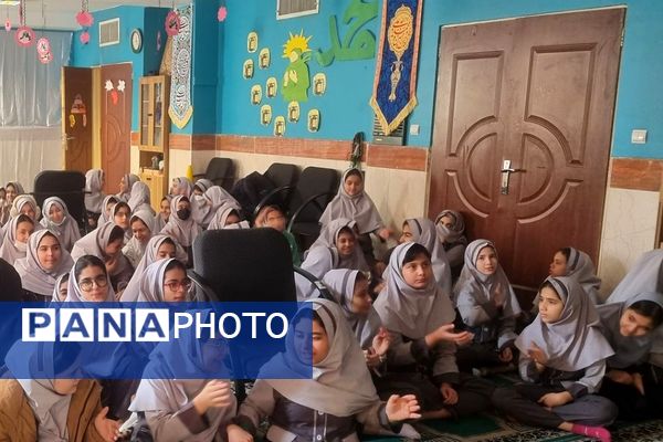 نمایشگاه نگهبان آب در دبستان حاتم ناحیه دو شهرری 