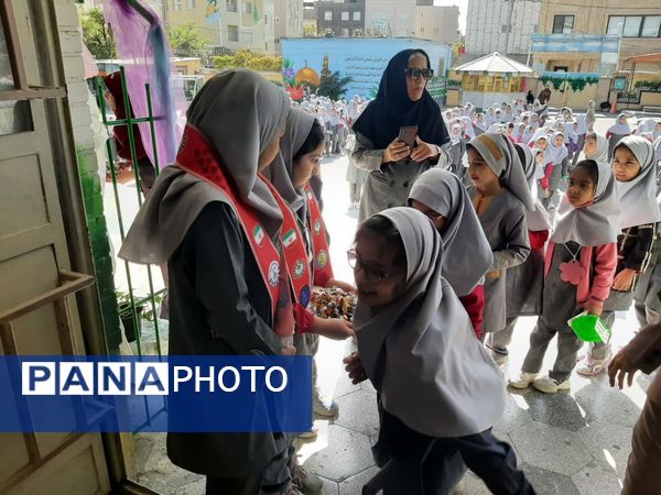 جشن شادمانه روز کودک در دبستان نیایش