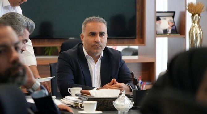 تهرانی‌ها نگران کمبود انار و آجیل شب یلدا نباشند