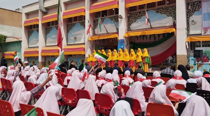 همیشه قدردان زحمات معلمان خواهیم بود