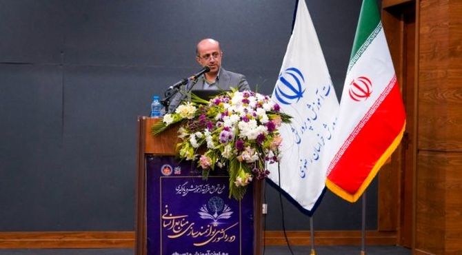  مدارس کشور باید به کانون‌های تحول‌آفرین در مسیر پیشرفت و توسعه ملی تبدیل شوند‌
