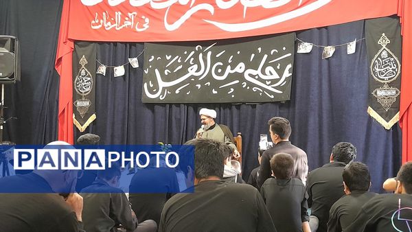 همایش احلی من العسل در اتحادیه انجمن‌های اسلامی دانش‌آموزی نیشابور