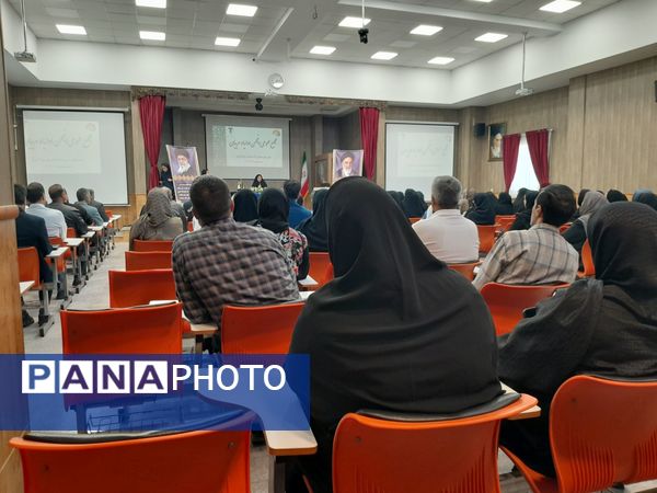 مجمع عمومی انجمن اولیا و مربیان دبیرستان مصلی نژاد حضرت زهرا(س)