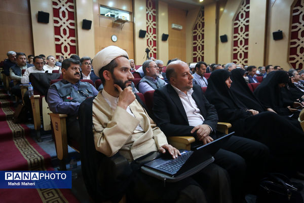 گردهمایی مشترک اعضای شورای معاونان با مدیران کل آموزش و پرورش و نوسازی مدارس سراسر کشور