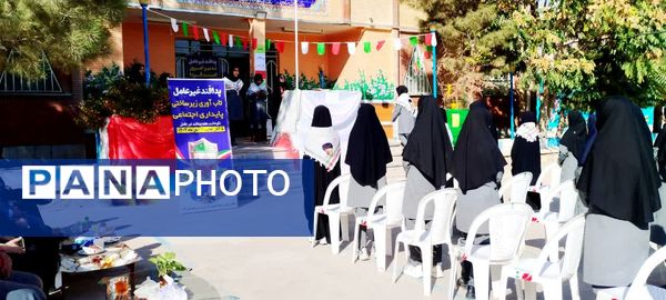 آیین نکوداشت و نواختن زنگ پدافند غیرعامل در شهرستان کلات