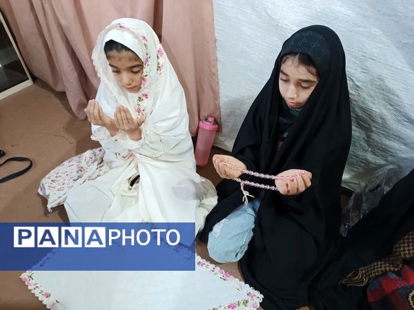 عطر حضور شهید گمنام در نماز جمعه فارسان