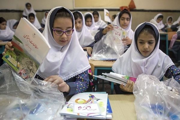 مِهر با قبض‌های پنهان؛ مدرسه چقدر برای خانواده‌ها هزینه دارد؟