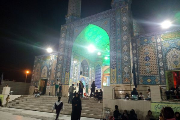 احیای شب بیست و یکم ماه مبارک رمضان در حاجی آباد