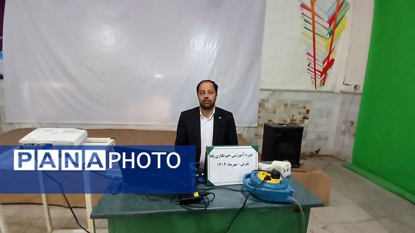 برگزاری دوره‌ کارگاهی خبرنگاری پانا ویژه‌ دانش‌آموزان شهرستان تفرش