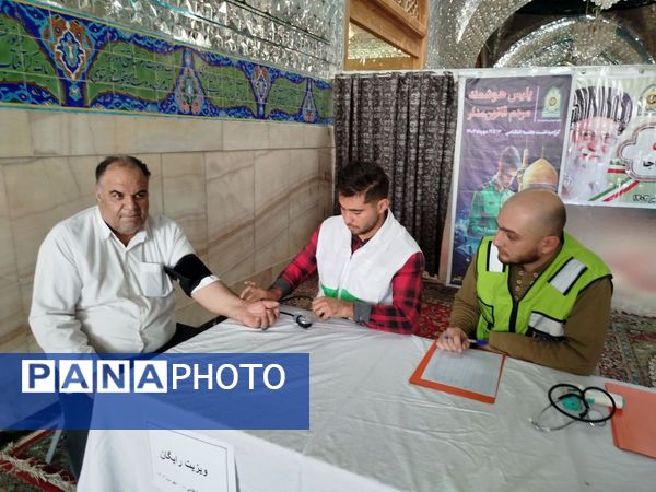 ارائه خدمات پزشکی رایگان به شهروندان کاشمر به‌مناسبت گرامیداشت هفته نیروی انتظامی