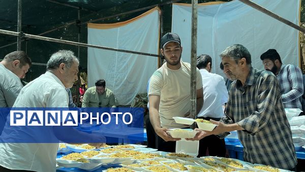 سفره غذای ۴۰ هزار نفری عید غدیر در مشهد برپا شد