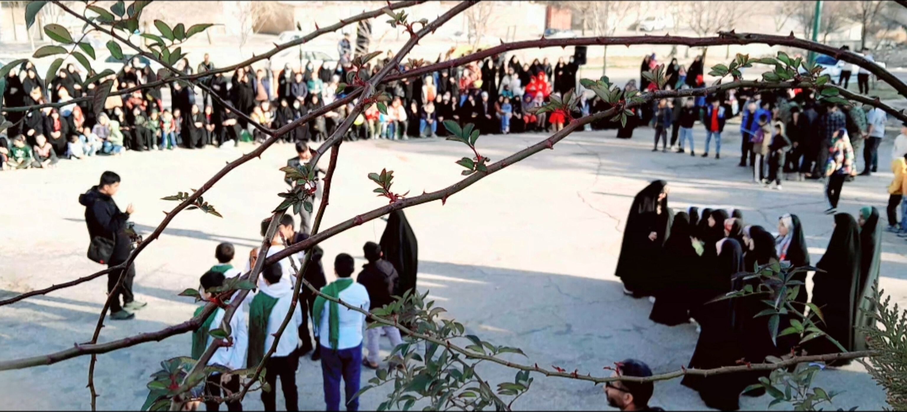 مردم کوهدشت در «حضور تا ظهور» ؛ تجلیل از شهدا و پیوند میلاد مهدوی با انتظار فرج