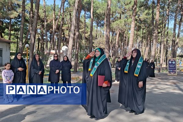 کارگاه آموزشی مربیان پیشتاز سازمان دانش‌آموزی در اردوگاه شهید منتظری شهریار 
