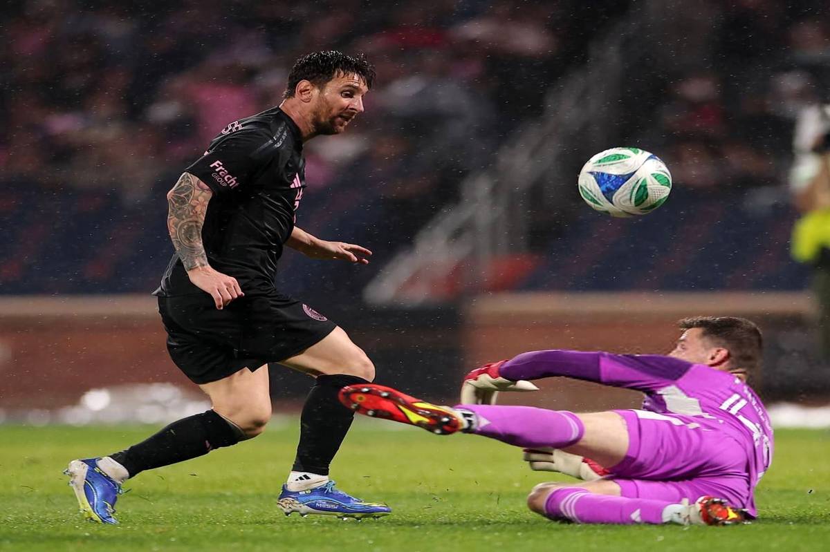 آتشبازی ستاره آرژانتینی در غرب وحشی+فیلم