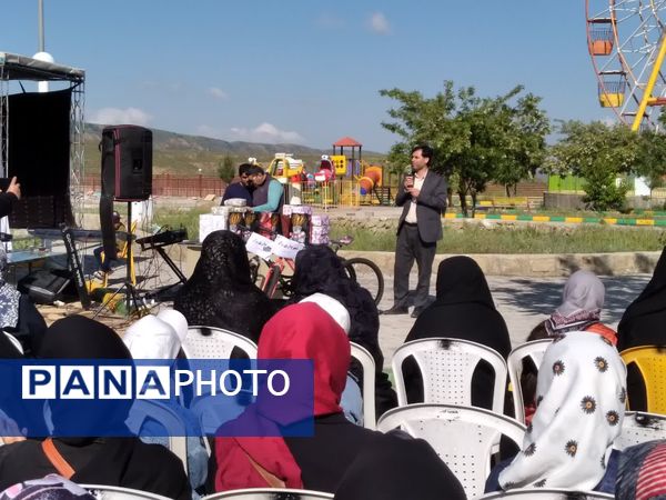 همایش پیاده‌روی خانوادگی و جشن میلاد دهه کرامت در شهرستان راز و جرگلان