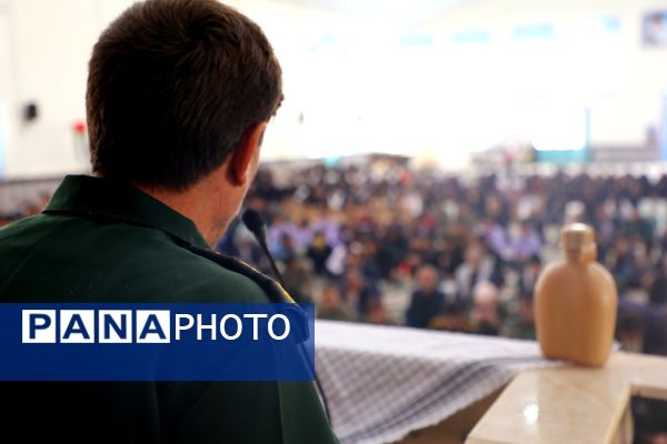 اجتماع همایش «شکوه اقتدار» بسیجیان در لنده