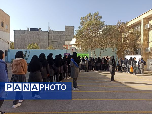 طلیعه‌‌ای از مدیریت آینده؛ انتخابات شورای دانش‌آموزی در دبیرستان رضوان