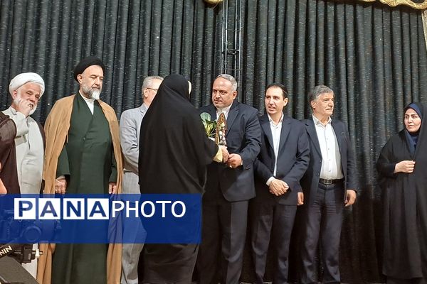 مراسم بزرگداشت مقام معلّم در تالار شباهنگ شهرستان شهریار