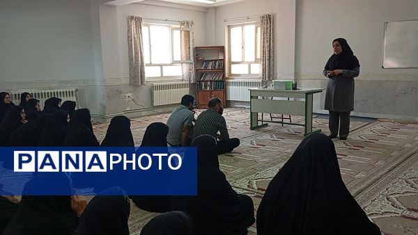 ارتقای مشارکت اولیا و مربیان در هنرستان حضرت زهرا (س) بن