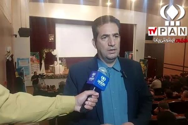  دیدار با خانواده های شهدای معلم در هفته معلم
