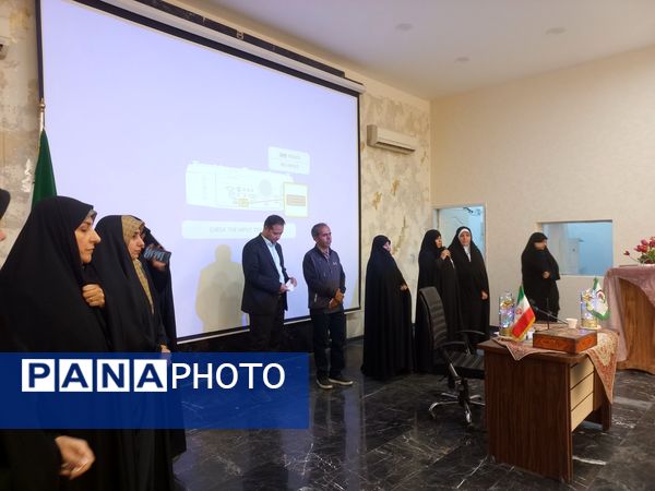  مجمع انجمن اولیا و مربیان در  دبیرستان شاهد ارض اقدس 
