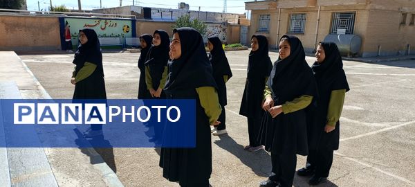 مانور بازگشایی مدارس در دبیرستان حجاب و تربیت شهرستان هلیلان 