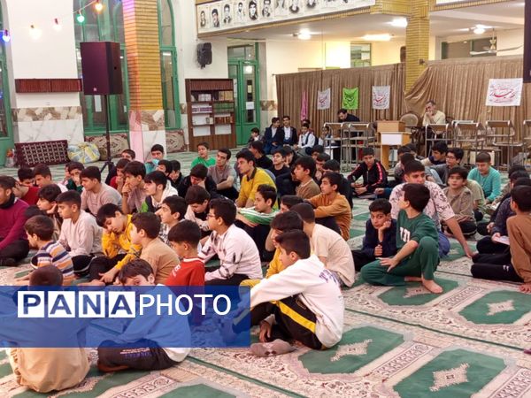 اعتکاف دانش‌آموزی پسران شهرک وحدت فردیس