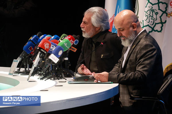 نشست خبری دبیر چهل و سومین جشنواره فیلم فجر