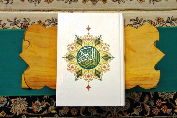 ترتیل‌خوانی بانوان در حرم حضرت معصومه(س)