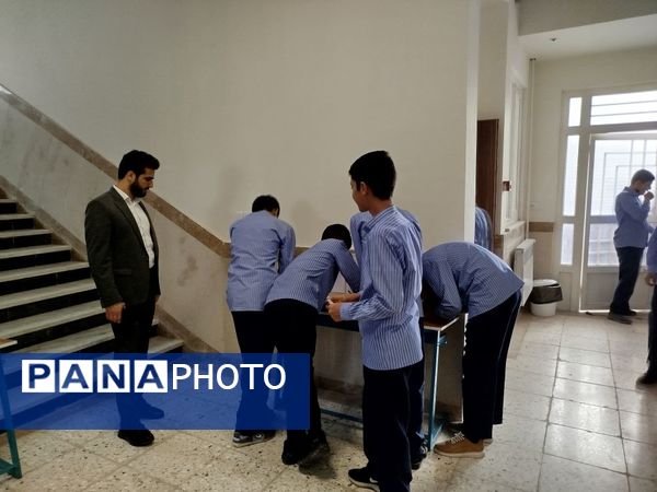 انتخابات شورای دانش‌آموزی در آموزشگاه نمونه شهرستان خلیل آباد